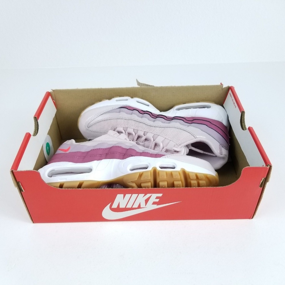 NIKE Air Max 95 OG Womens Shoes - Picture 8 of 8